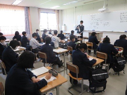 http://www.hatsushiba.ed.jp/ritsumeikan/life/ritsumeikan_manager/396e085c0ff8d711b61cecbb1ec26fb40dd44691.jpg