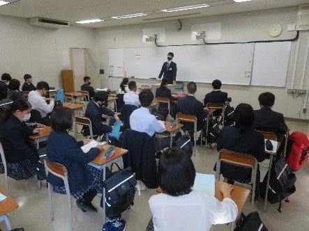 http://www.hatsushiba.ed.jp/ritsumeikan/life/ritsumeikan_manager/5ca9aeaee5a55a1f2da9f4c7008eef57b86001cd.jpg