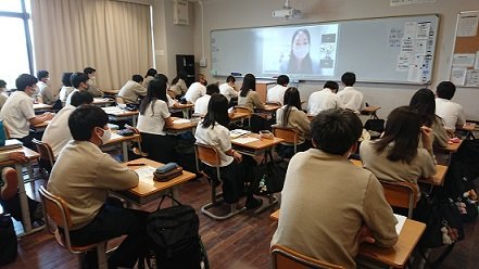 http://www.hatsushiba.ed.jp/ritsumeikan/life/ritsumeikan_manager/edb1d4d006e6f2b7b9a994acbca605cdf3b64390.jpg