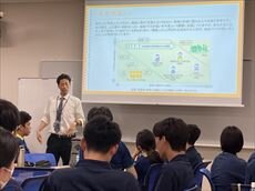 20)3日目金沢大学_R.JPG