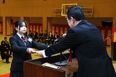 300A7253_R.jpg
