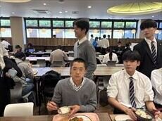 1 学食体験_R.JPG
