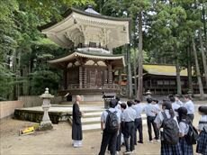 IMG_1657_R.JPG