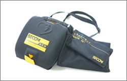 AED(自動体外式除細動器)