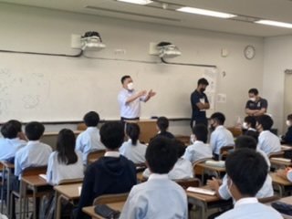 【中学1年生】学年集会での中学主幹・川本先生の話