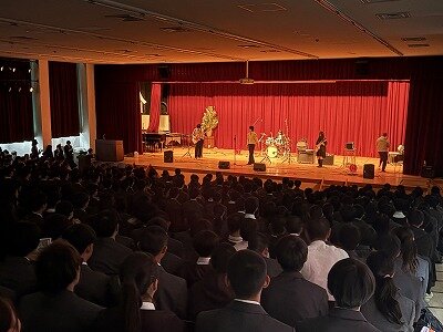 https://www.hatsushiba.ed.jp/ritsumeikan/life/0c257a36878bbc7ea85007981827581f08cbd421.jpg