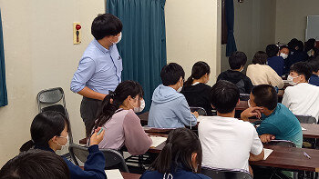 【高校1年生】アドバンスト英数コース 宿泊研修（1日目）