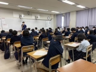 https://www.hatsushiba.ed.jp/ritsumeikan/life/6B1014E3-0712-4BC1-BFBB-B561809C9963.jpeg
