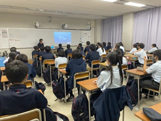 https://www.hatsushiba.ed.jp/ritsumeikan/life/73D68058-6F5B-4FB2-9966-1CBAE07BC72D.jpeg