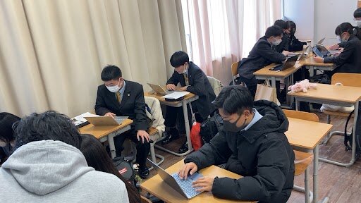 https://www.hatsushiba.ed.jp/ritsumeikan/life/79ef18595ceb6e2aaab7e30897ac217a26550be4.jpeg