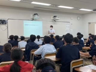 https://www.hatsushiba.ed.jp/ritsumeikan/life/89E3383E-48C3-412F-B4CF-A5EADFBAF6DE.jpeg