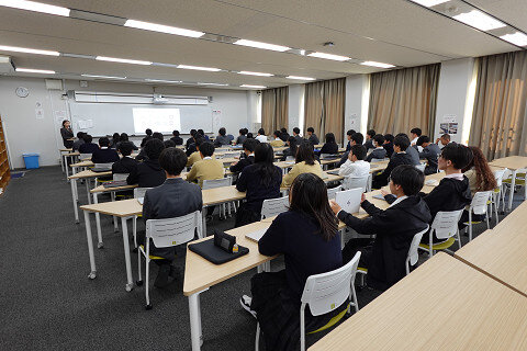 https://www.hatsushiba.ed.jp/ritsumeikan/life/9fa05b5ec7b4c84316ca864736d7df054080611f.jpg