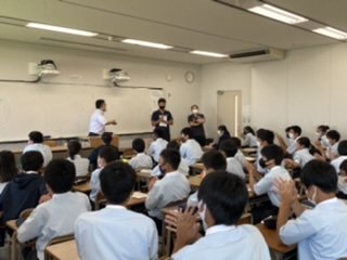 https://www.hatsushiba.ed.jp/ritsumeikan/life/BBE576D4-E151-44A7-964E-CB1EC1F46F28.jpeg