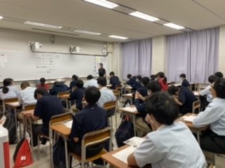 https://www.hatsushiba.ed.jp/ritsumeikan/life/CA3A9EB5-E300-4DBE-AE61-5BF8A78DED28.jpeg