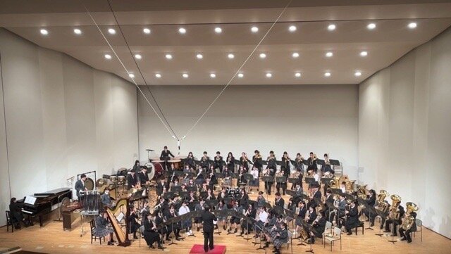 吹奏楽部がスーパーブラスにて合同演奏をしました♪