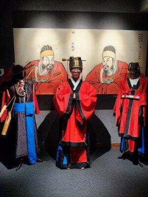 IMG_20241112_143234_copy_300x400.jpg