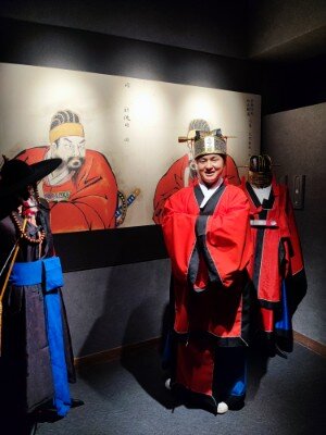 IMG_20241112_144053_copy_300x400.jpg