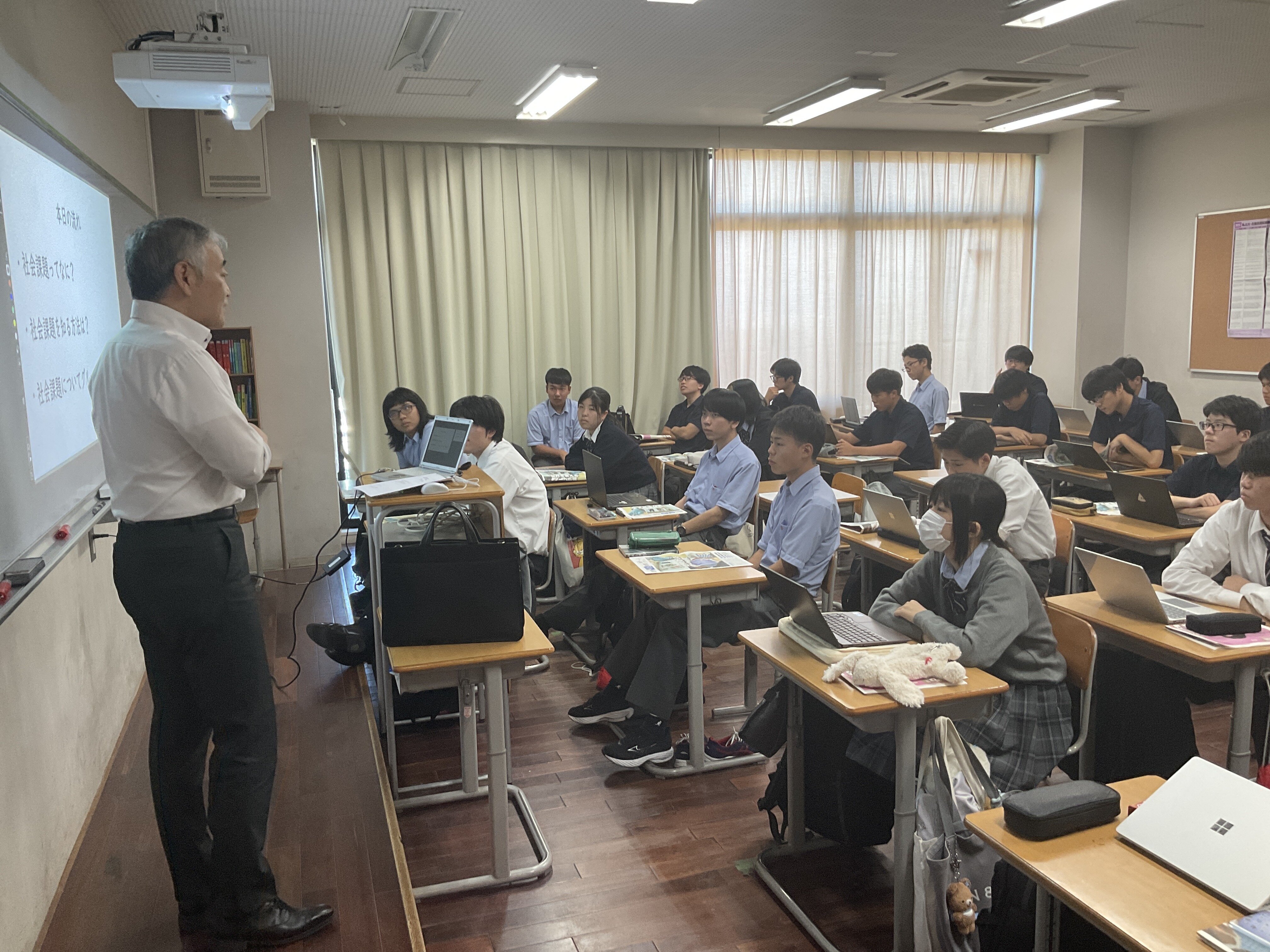 https://www.hatsushiba.ed.jp/ritsumeikan/life/IMG_5920.JPG