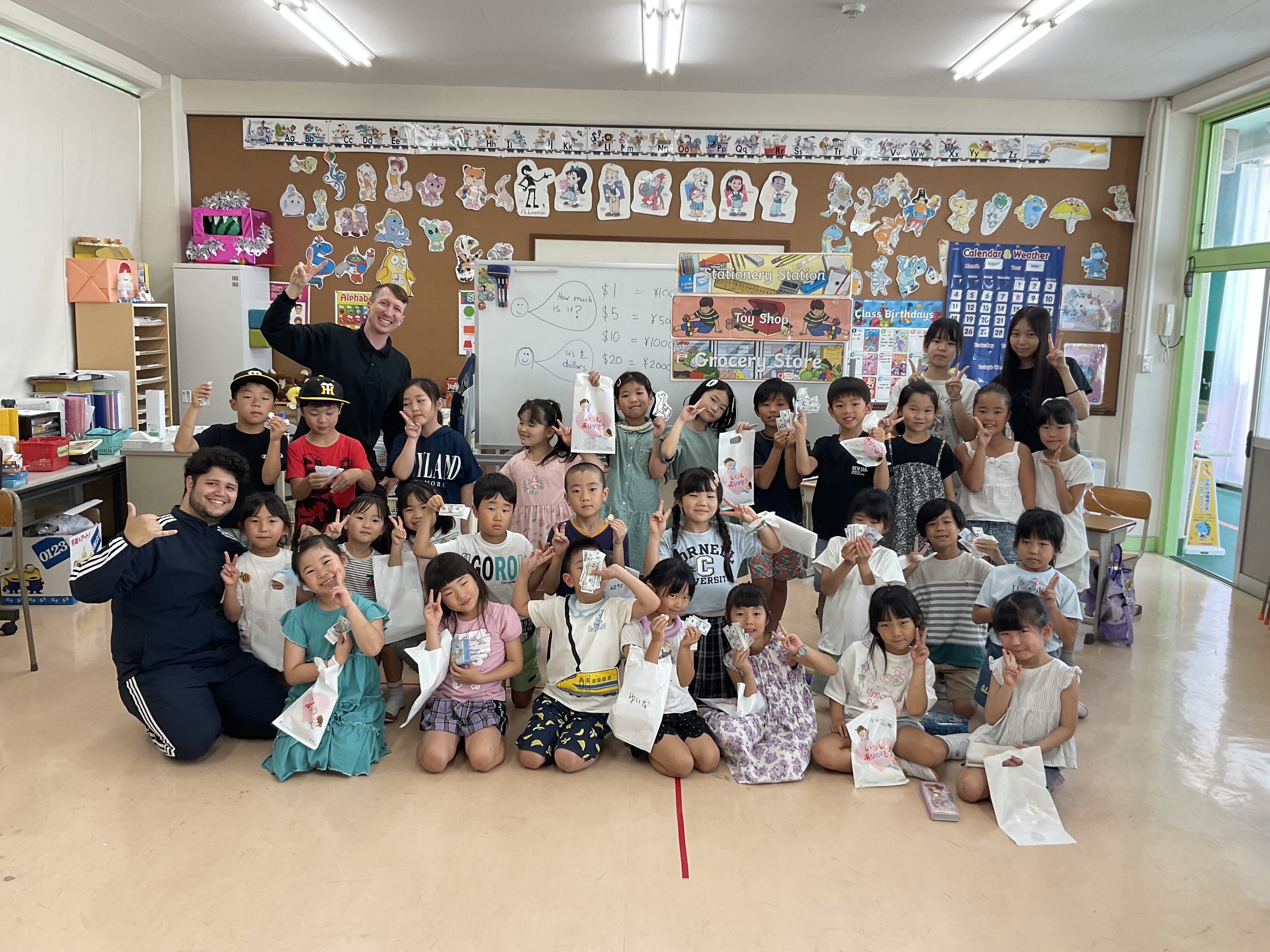 高校生英語ボランティア　はつしば幼稚園English Summer Programへ