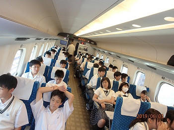 RE02.jpg