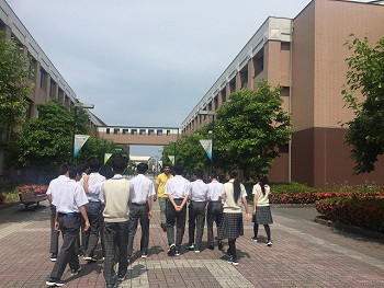 RE09.jpg