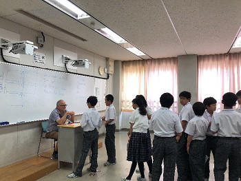 RE04.jpg