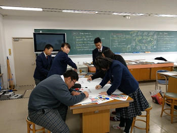 RE008.jpg
