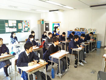 RE09.jpg