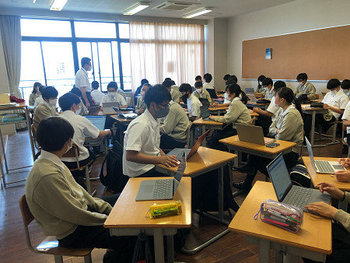 RE01.jpg
