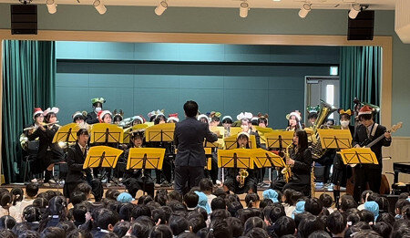 【吹奏楽部】はつしば学園幼稚園クリスマスコンサート