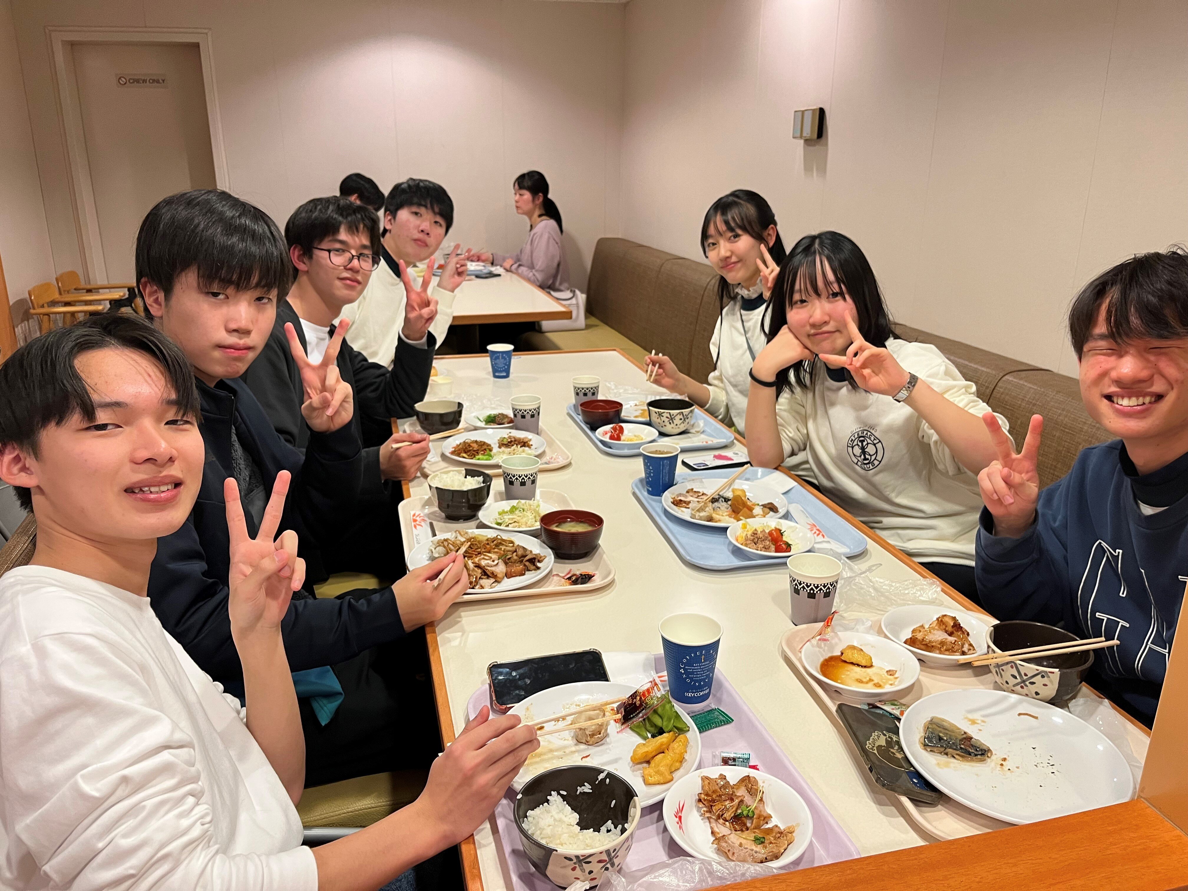 https://www.hatsushiba.ed.jp/ritsumeikan/life/i1-4.jpg