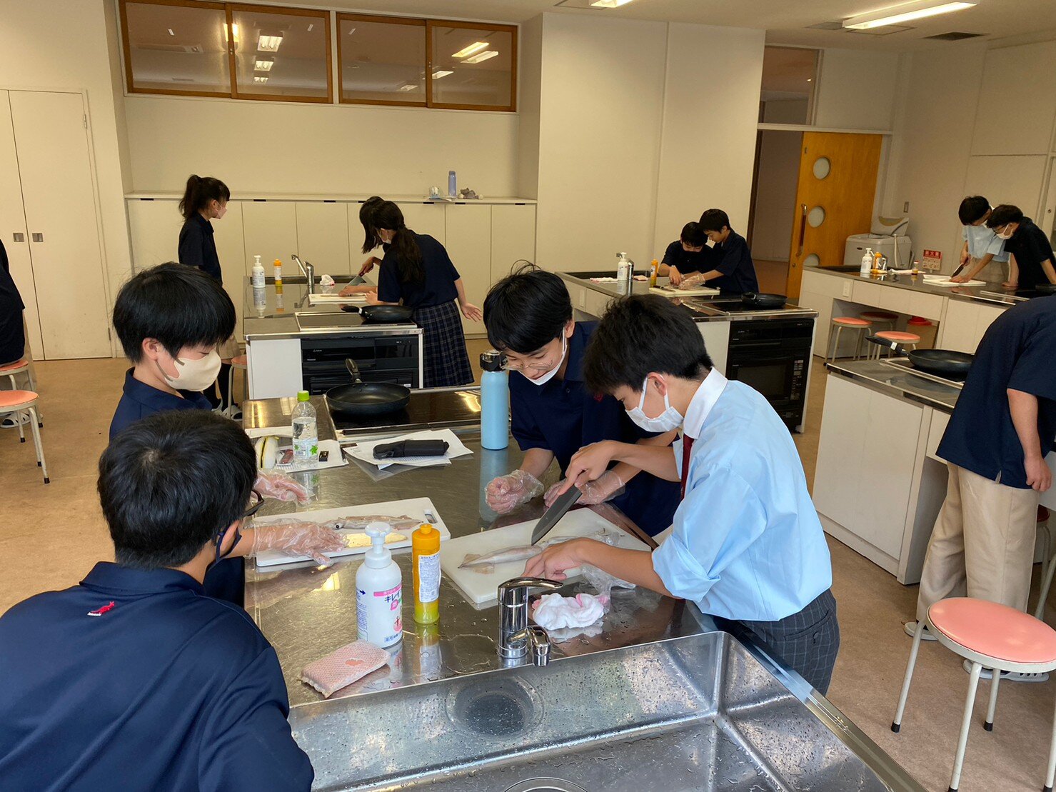 https://www.hatsushiba.ed.jp/ritsumeikan/life/line_2231712146557479.jpg