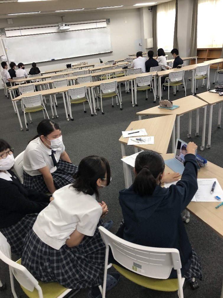 https://www.hatsushiba.ed.jp/ritsumeikan/life/ritsumeikan_manager/a5d038e1bde85d684a06825aa1b187551348dd10.JPG